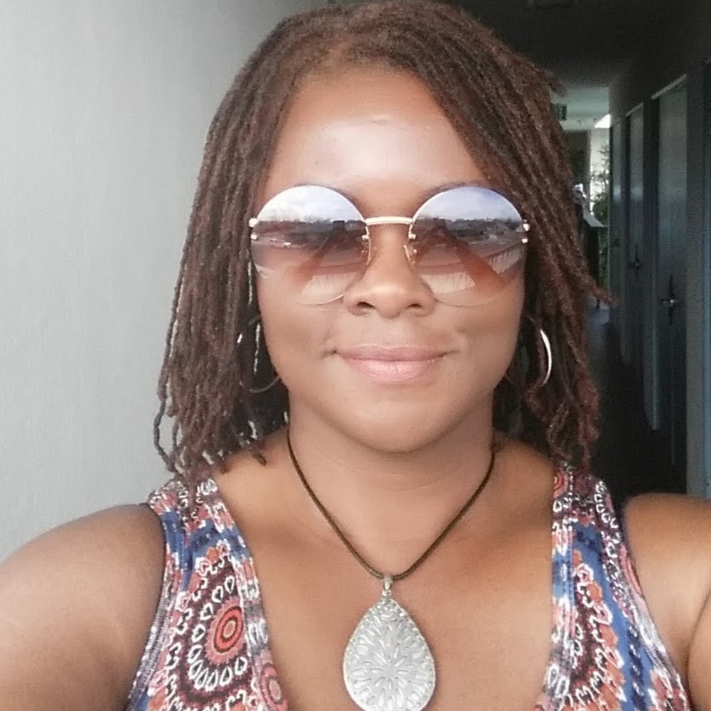 Meet your Posher, Janet